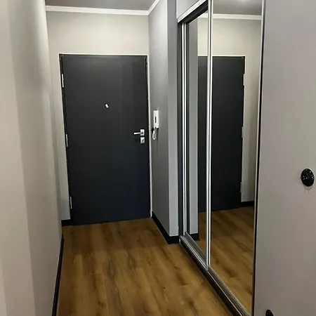 Daire Z Widokiem Na Stadion Styl Industrialny Jedyny Taki Check In 24 H Poznan