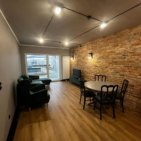 アパート Z Widokiem Na Stadion Styl Industrialny Jedyny Taki Check In 24 H ポズナン